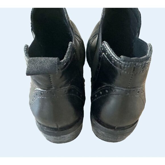 MATISSE Brogue Detail Chelsea Ankle Boot Bootie Black Size 7.5 - Picture 5 of 8